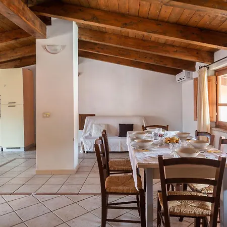 Grande Casa Nel Villaggio
