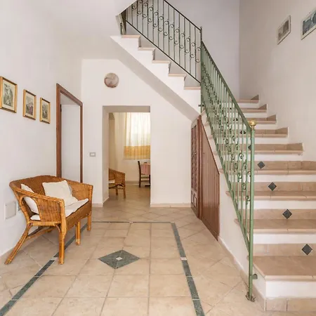 別荘 Grande Casa Nel Villaggio Scano Montiferro