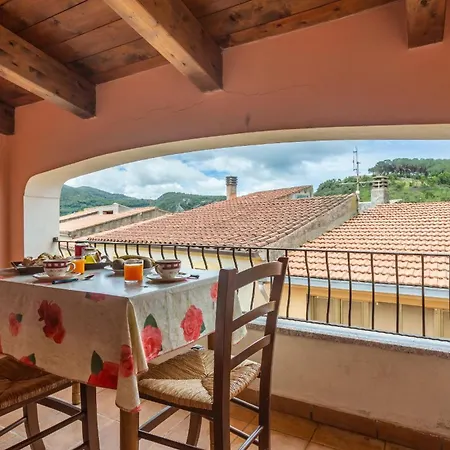Dom wakacyjny Grande Casa Nel Villaggio Scano Montiferro
