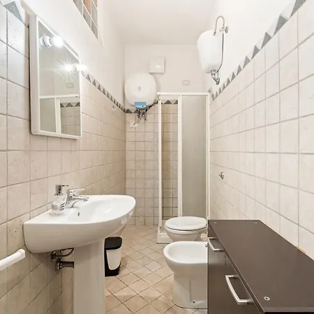 Grande Casa Nel Villaggio