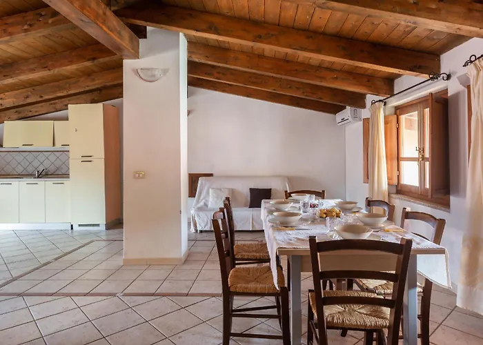 Grande Casa Nel Villaggio