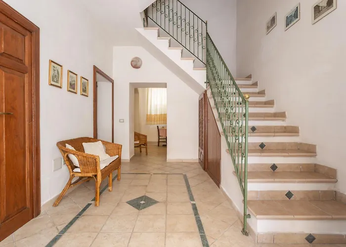 別荘 Grande Casa Nel Villaggio Scano Montiferro